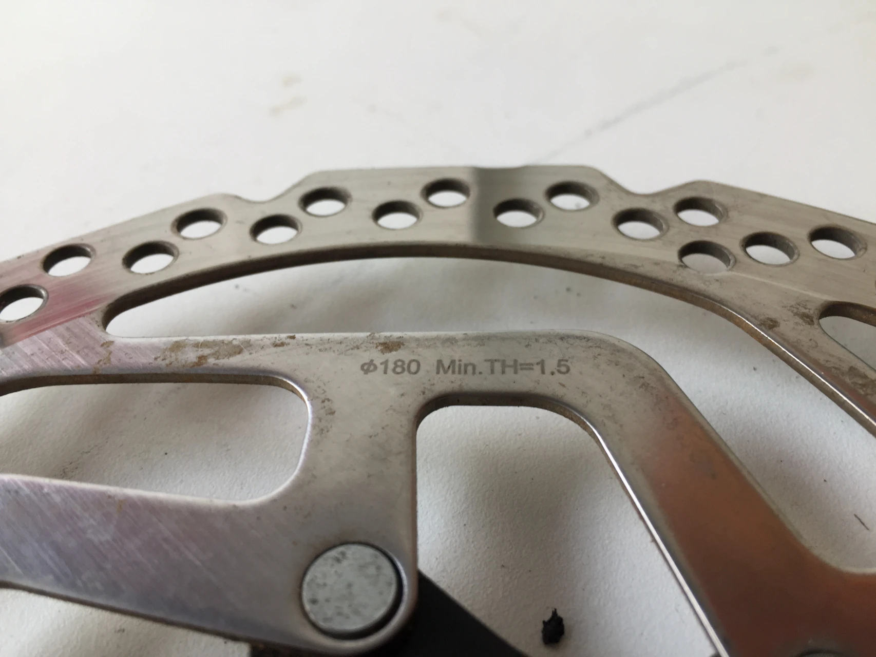 1. Set discuri frana Shimano