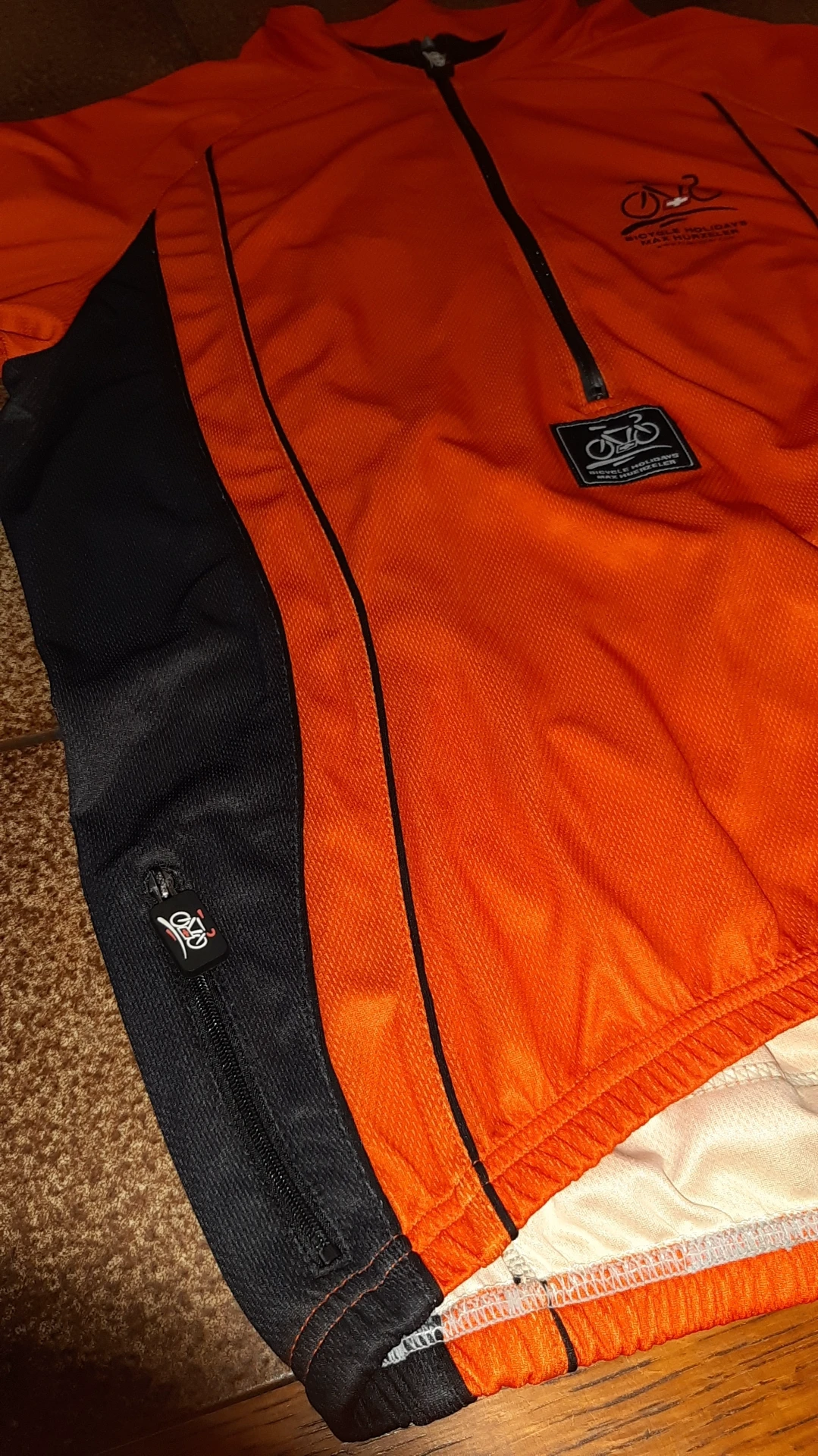 1. Tricou Max Hurzeler