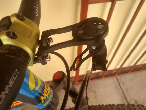 7. Adaptor ciclocomputer