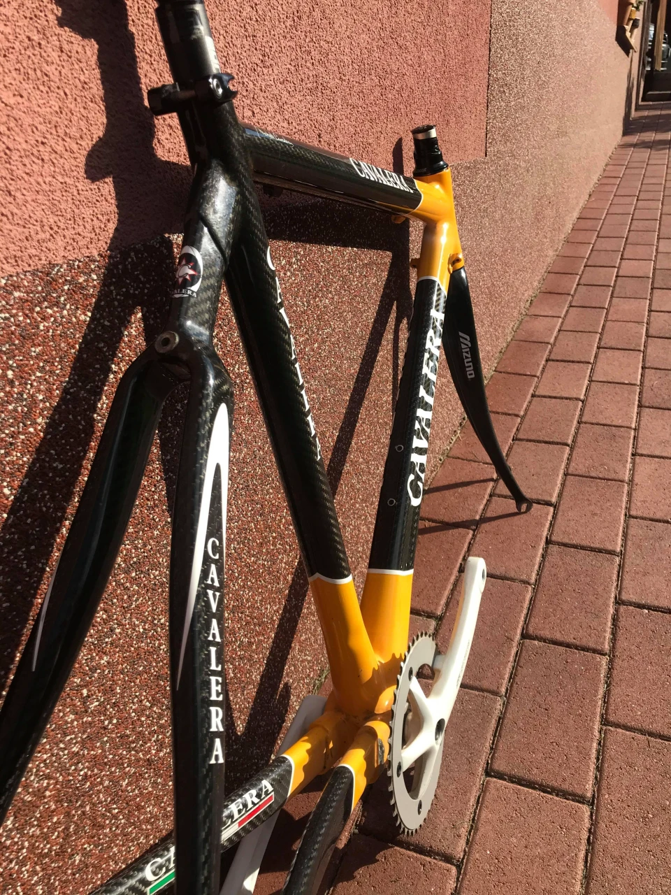1. Cadru cavalera full carbon