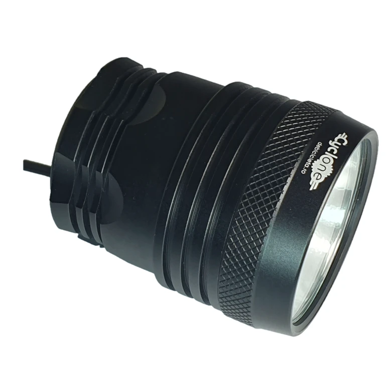 1. Far Cyclone XHP70