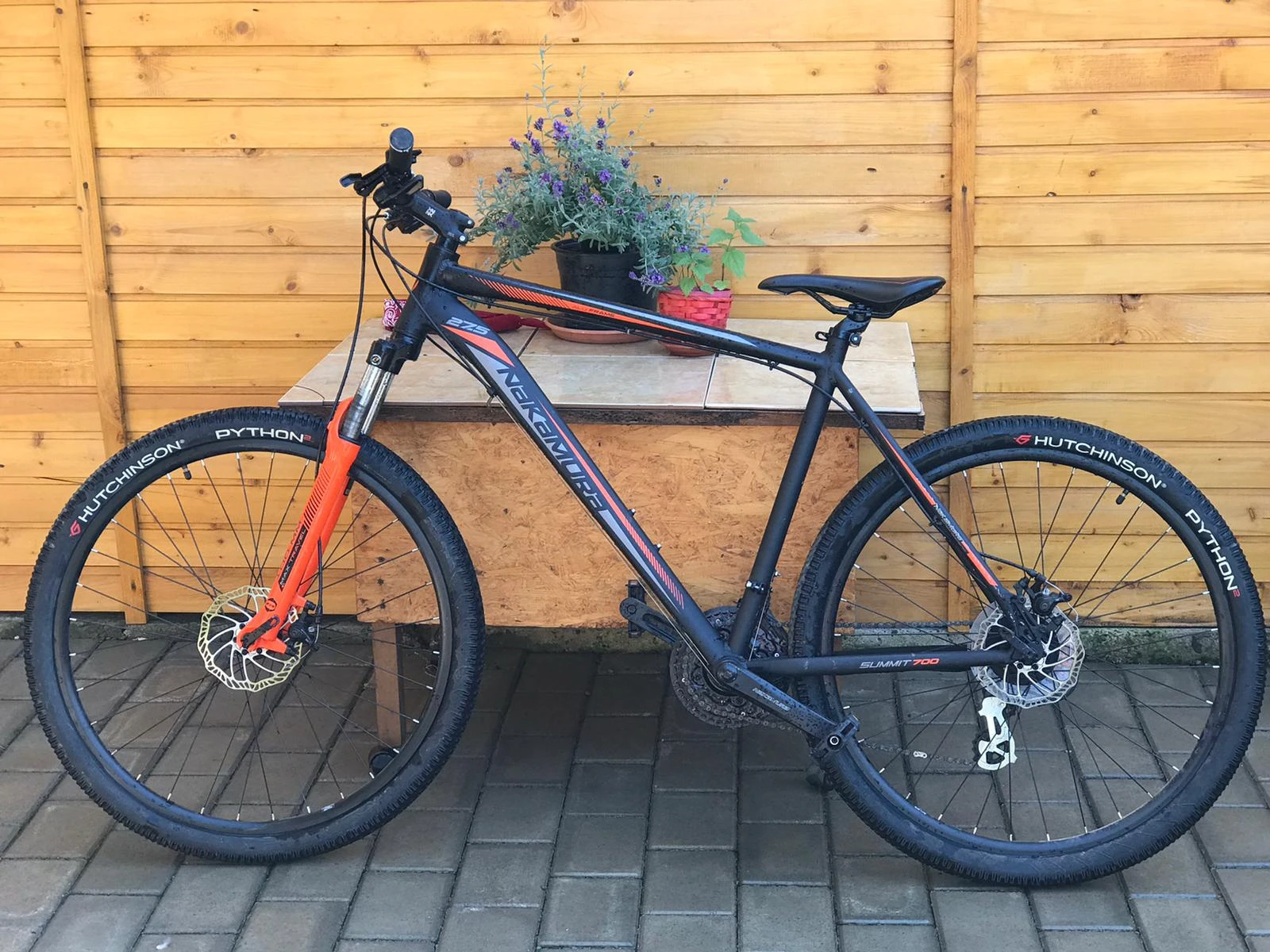 1. Bicicleta Nakamura summit 700