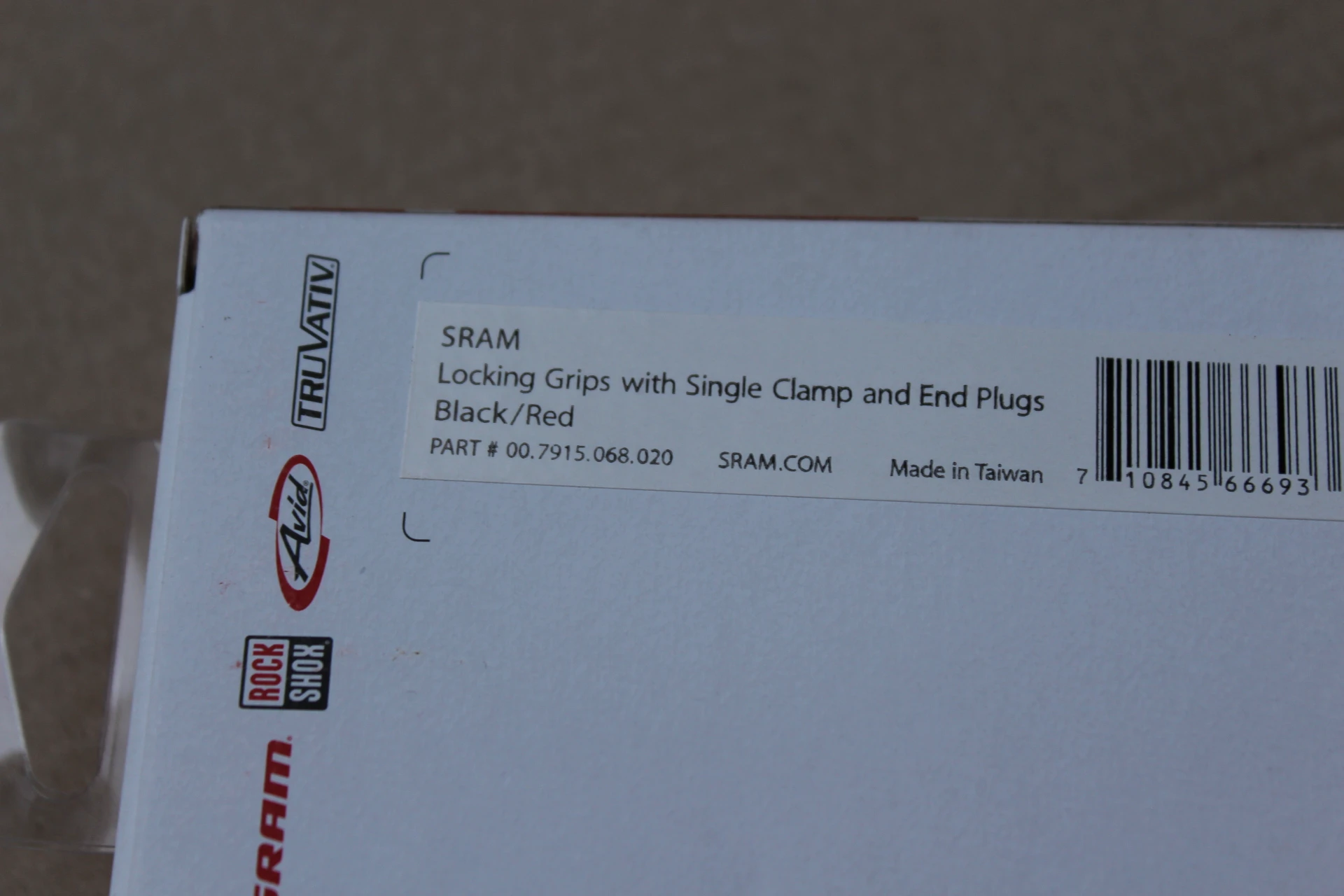 4. Sram Contour Lock-On mansoane burete - negru