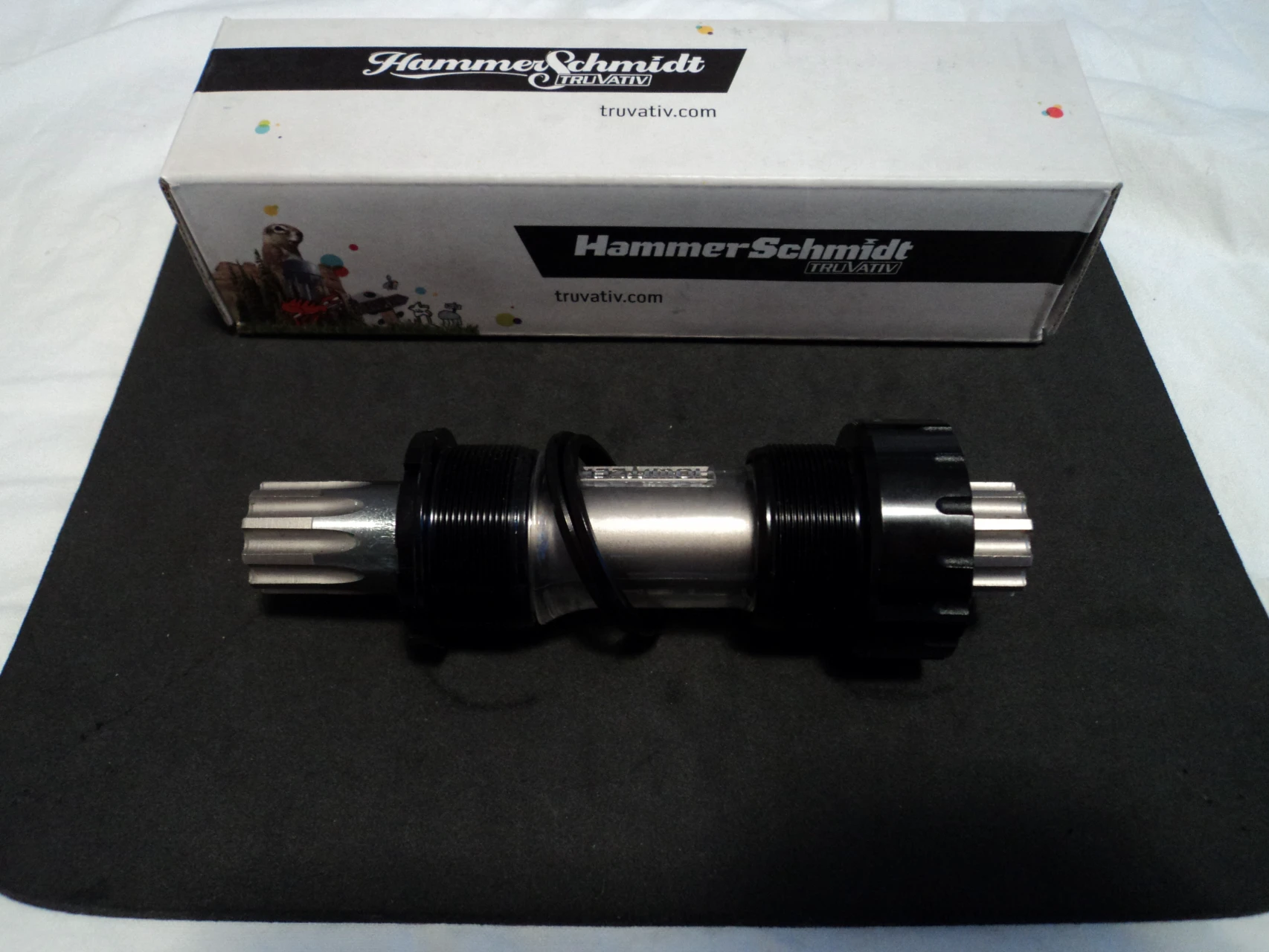 2. Butuc pedalier Truvativ HammerSchmidt FR