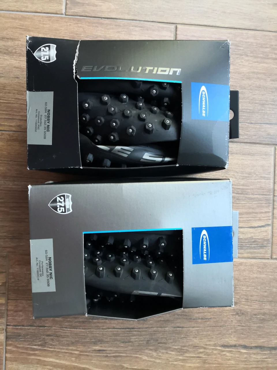 2. Schwalbe spike ice