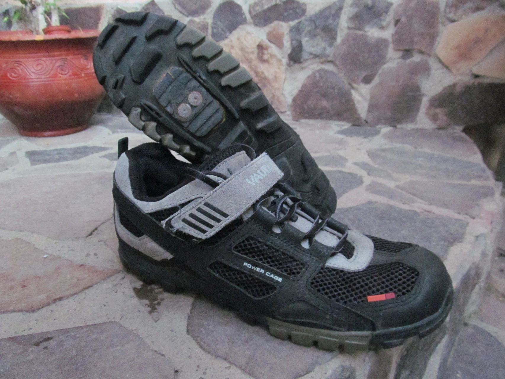 1. Pantofi Vaude nr 43, 28 cm