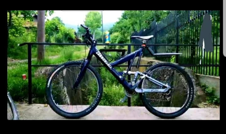 1. Cannondale Super V-2000