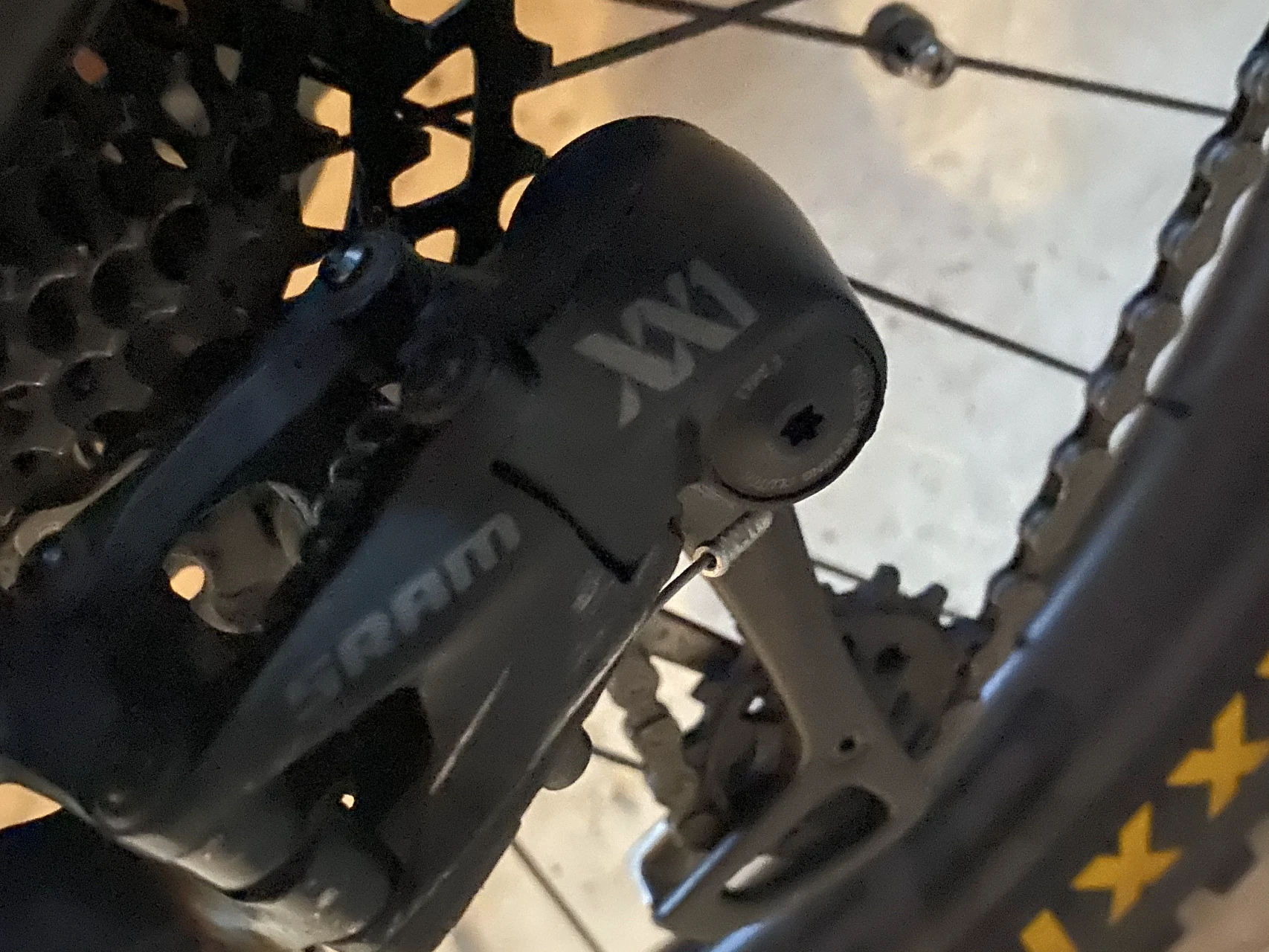 1. E-bike Trek Powerfly 9.9 Full Carbon