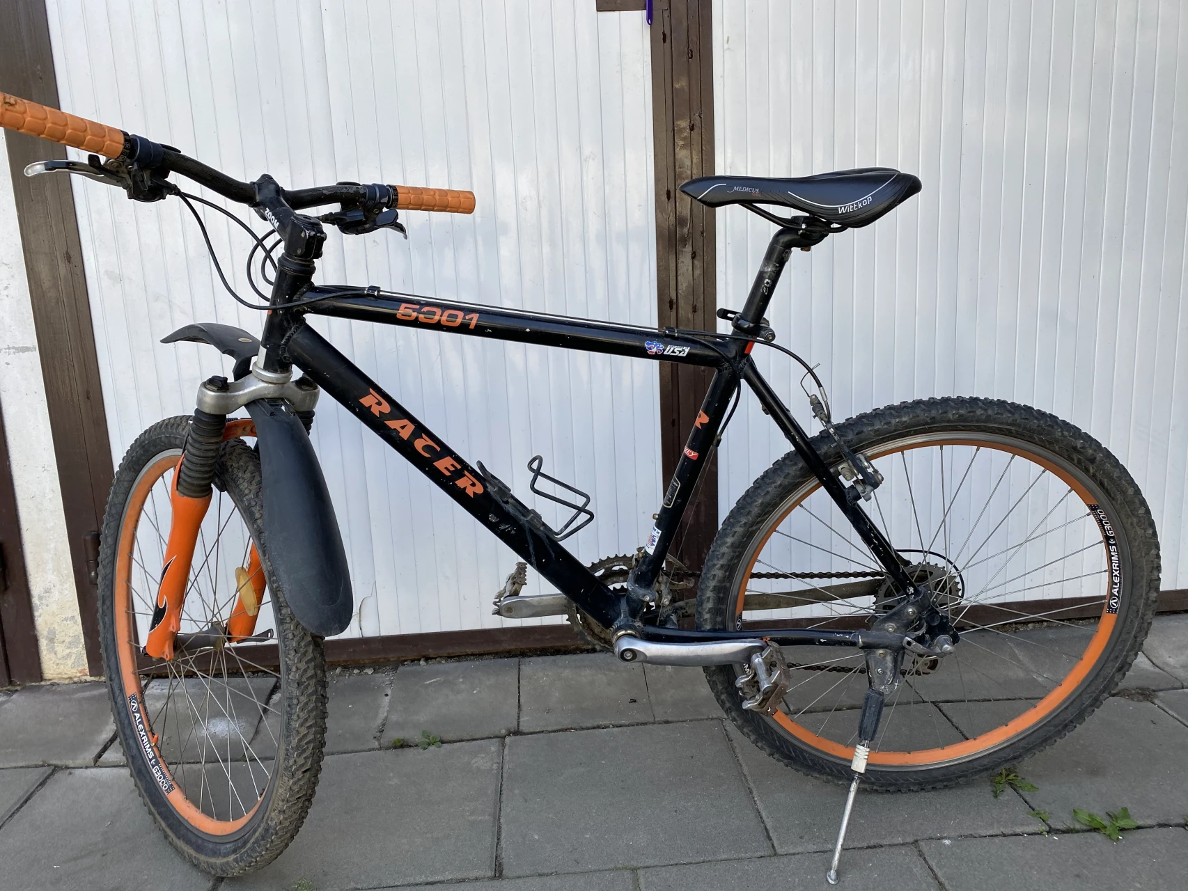 1. XC, MTB Racer 5001
