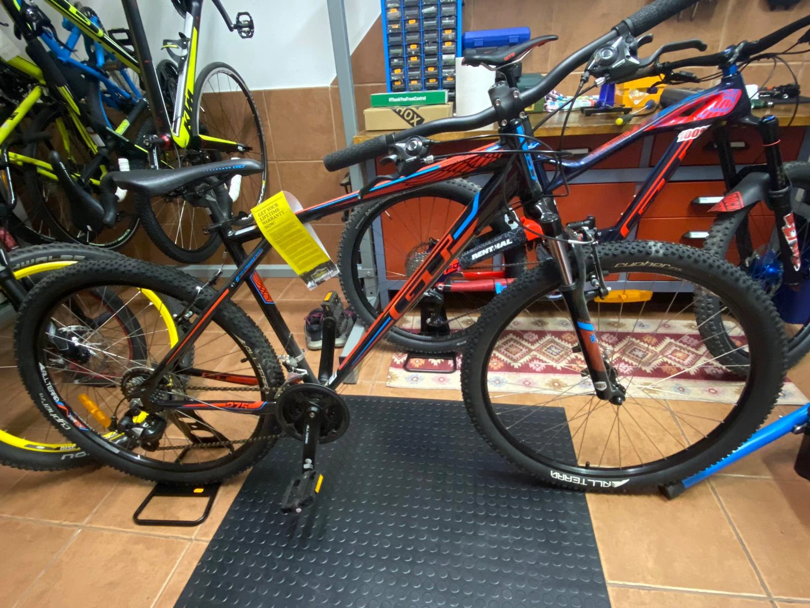 1. GT Aggressor Sport 27.5 NOU