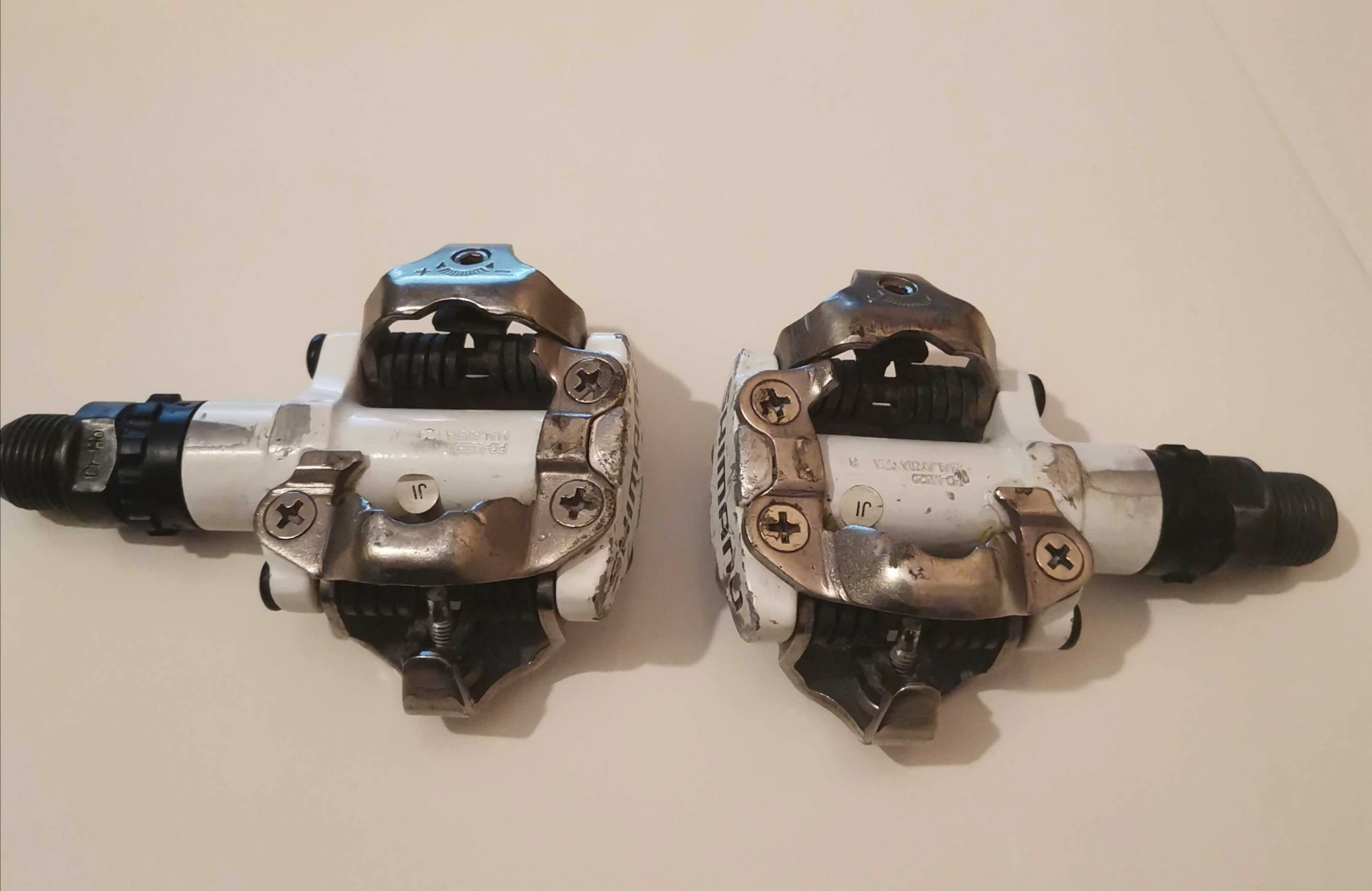 1. Pedale automate SPD Shimano PD-M520