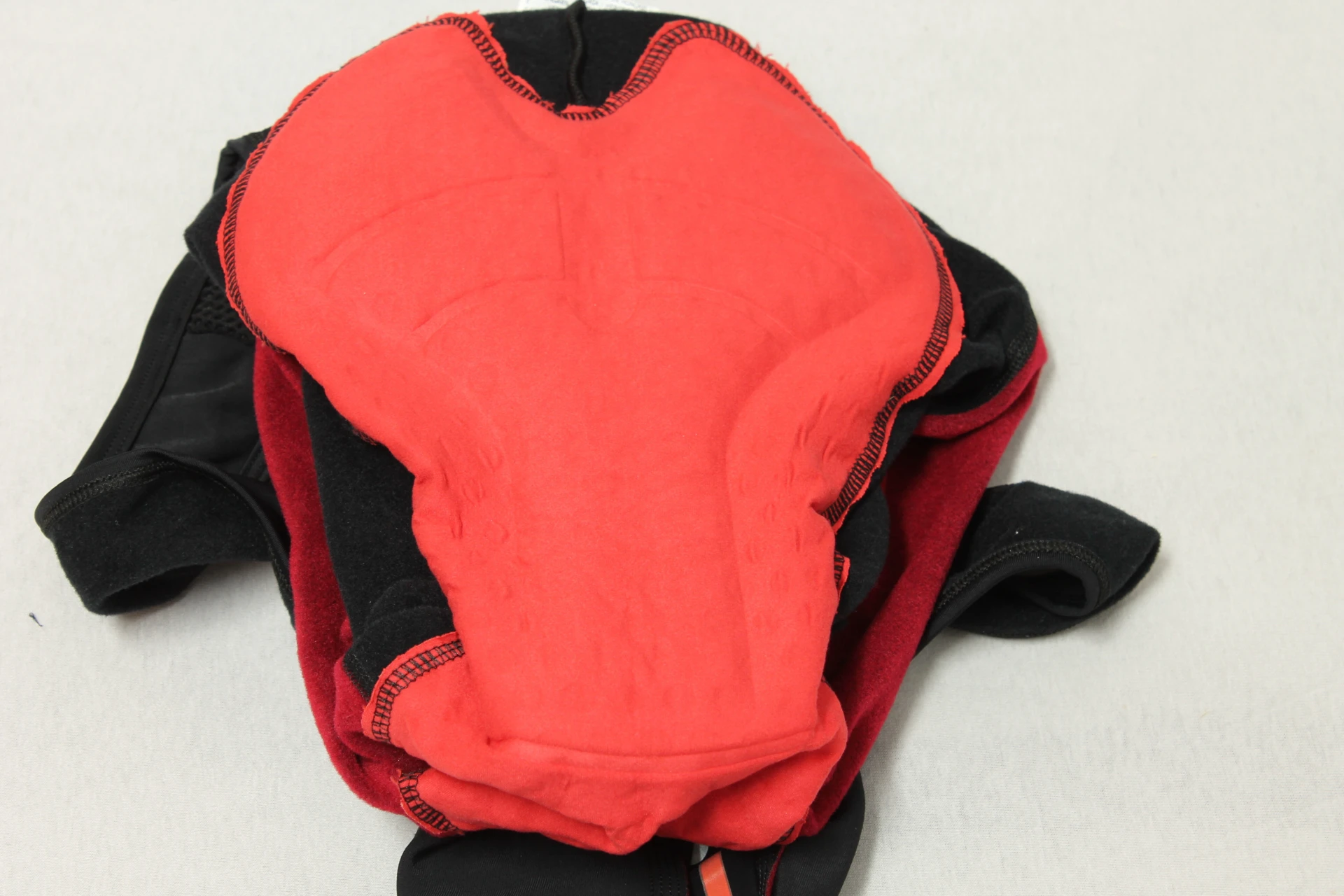 2. Pantaloni de iarna Castelli MENO2 Bibshorts marime M si XXL ciclism NOI