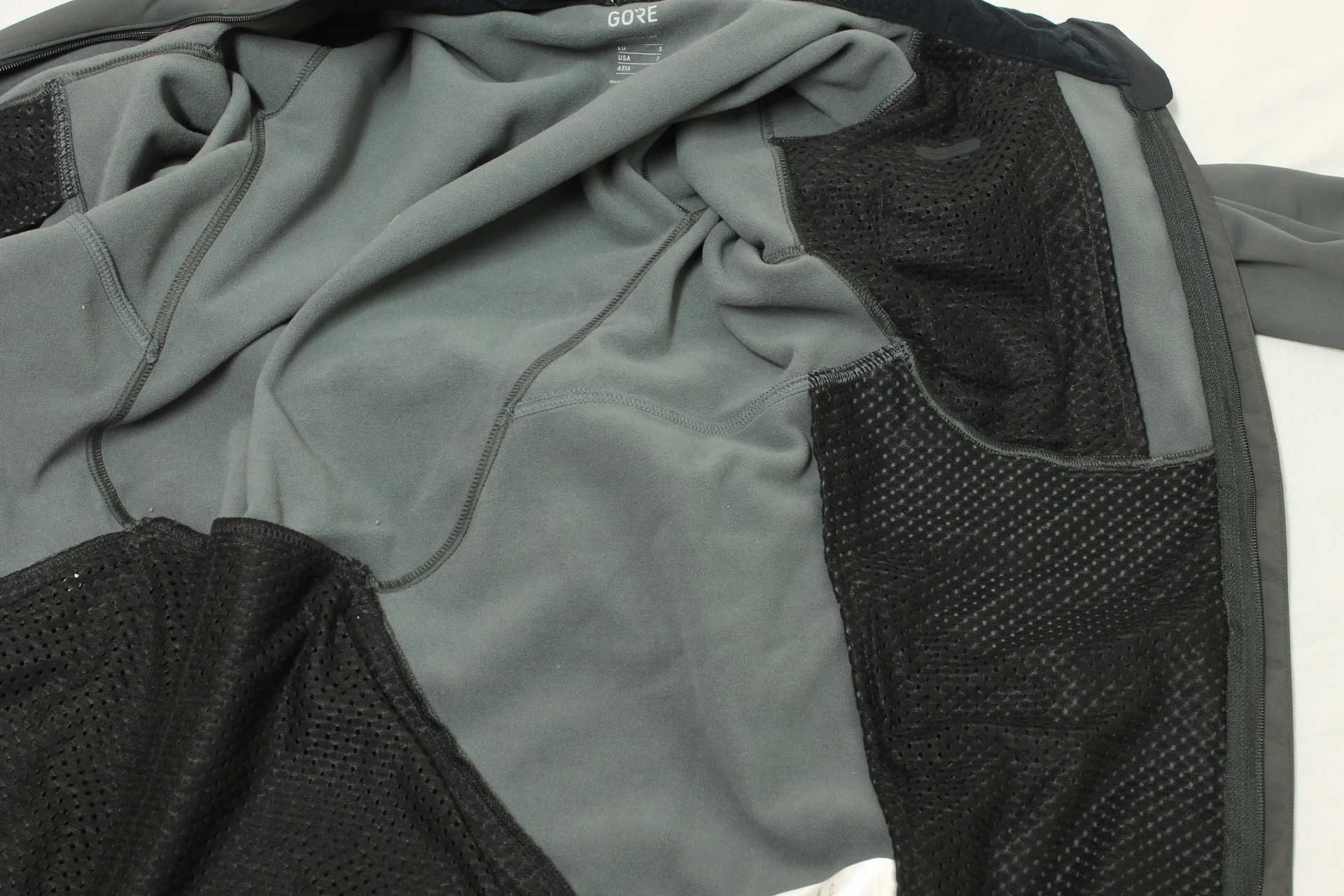 1. Geaca bluza ciclism bicicleta GORE C5 Windstopper Thermo Trail NOUA M XL