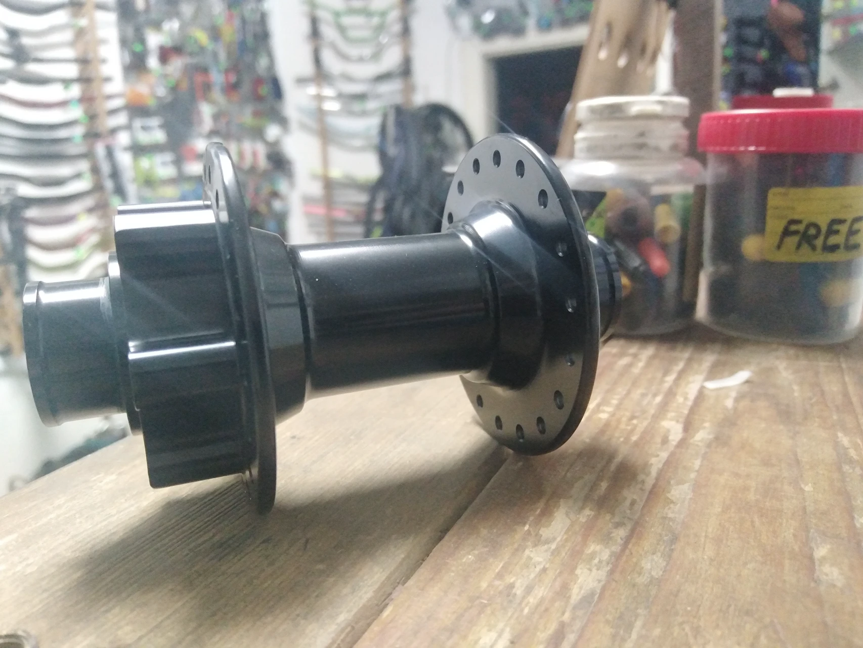 1. Butuc fata disc bolt-on