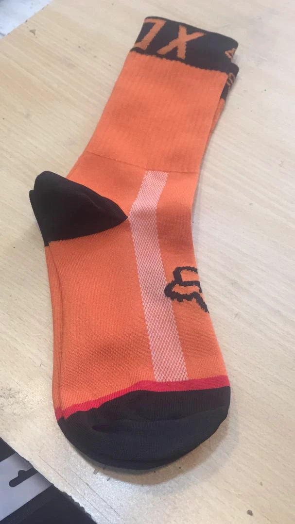 3. Sosete ciclism replica Fox , Specialized , negru rosu verde galben