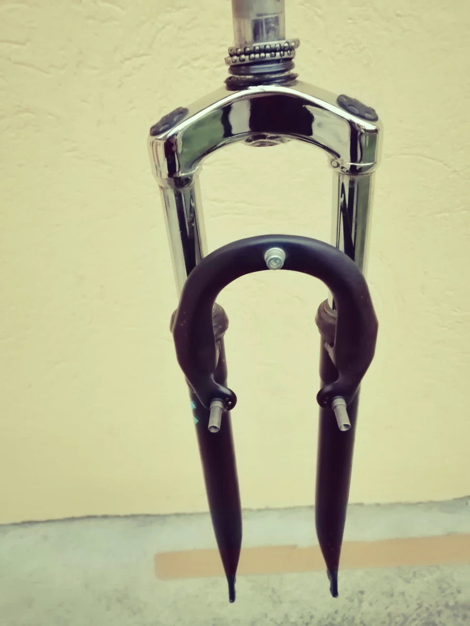 1. Bicicleta amortizor zomm 28"Inch