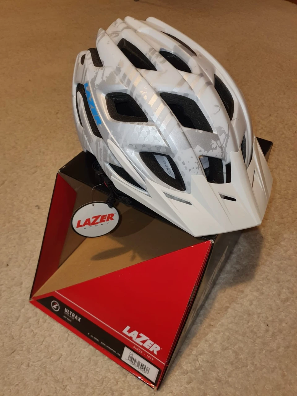 1. Casca Bicicleta Lazer.