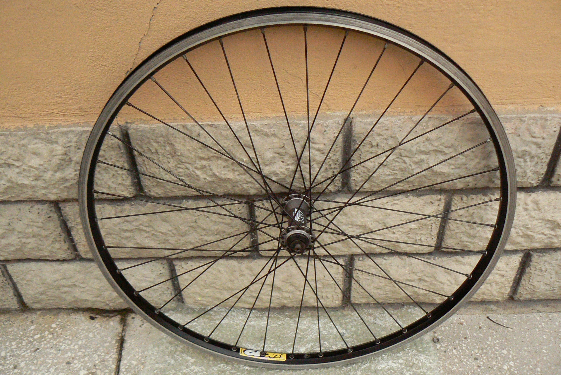 1. Roata bicicleta mountain bike de fata
