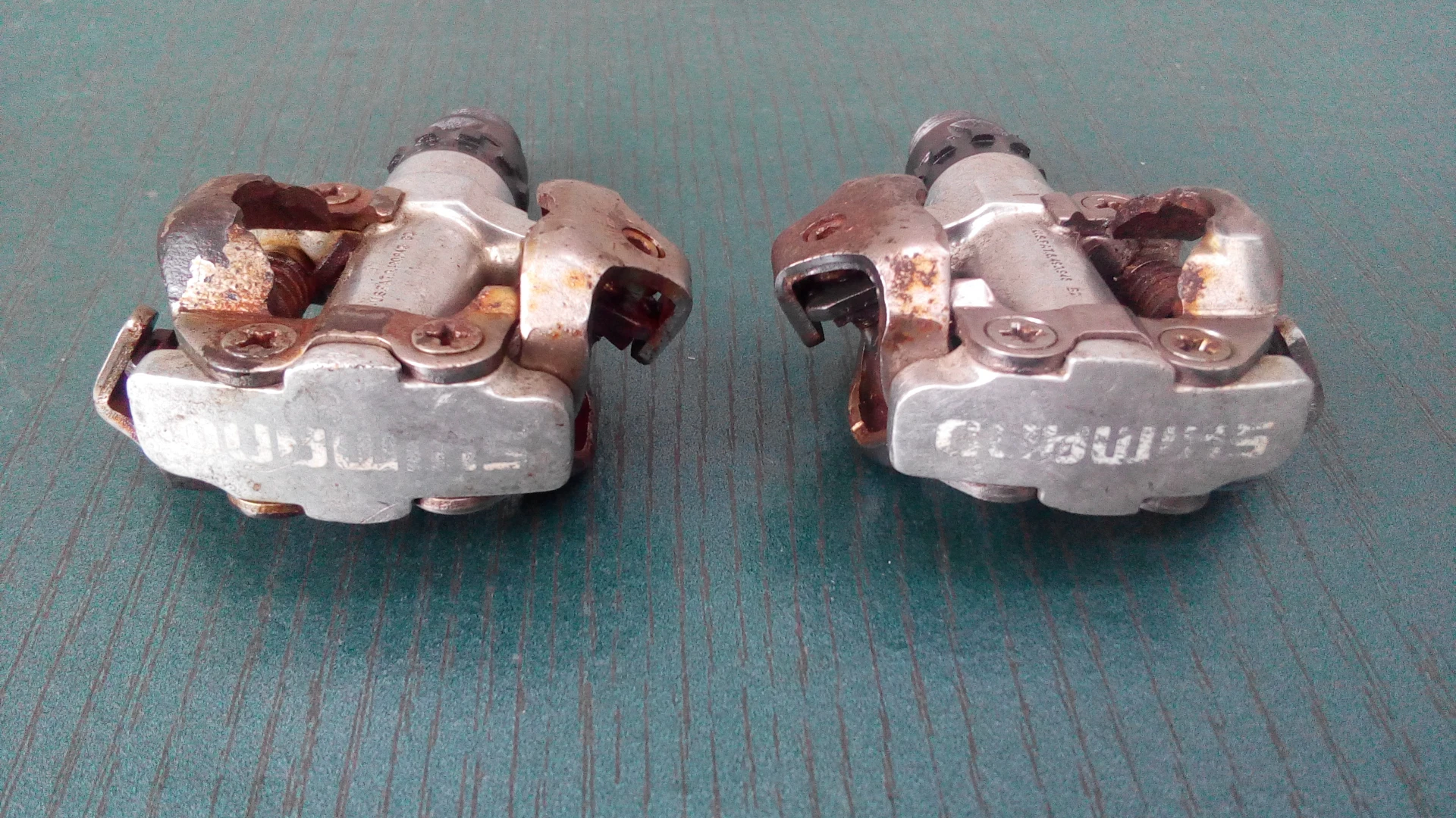 5. Pedale spd Shimano cursiera mtb