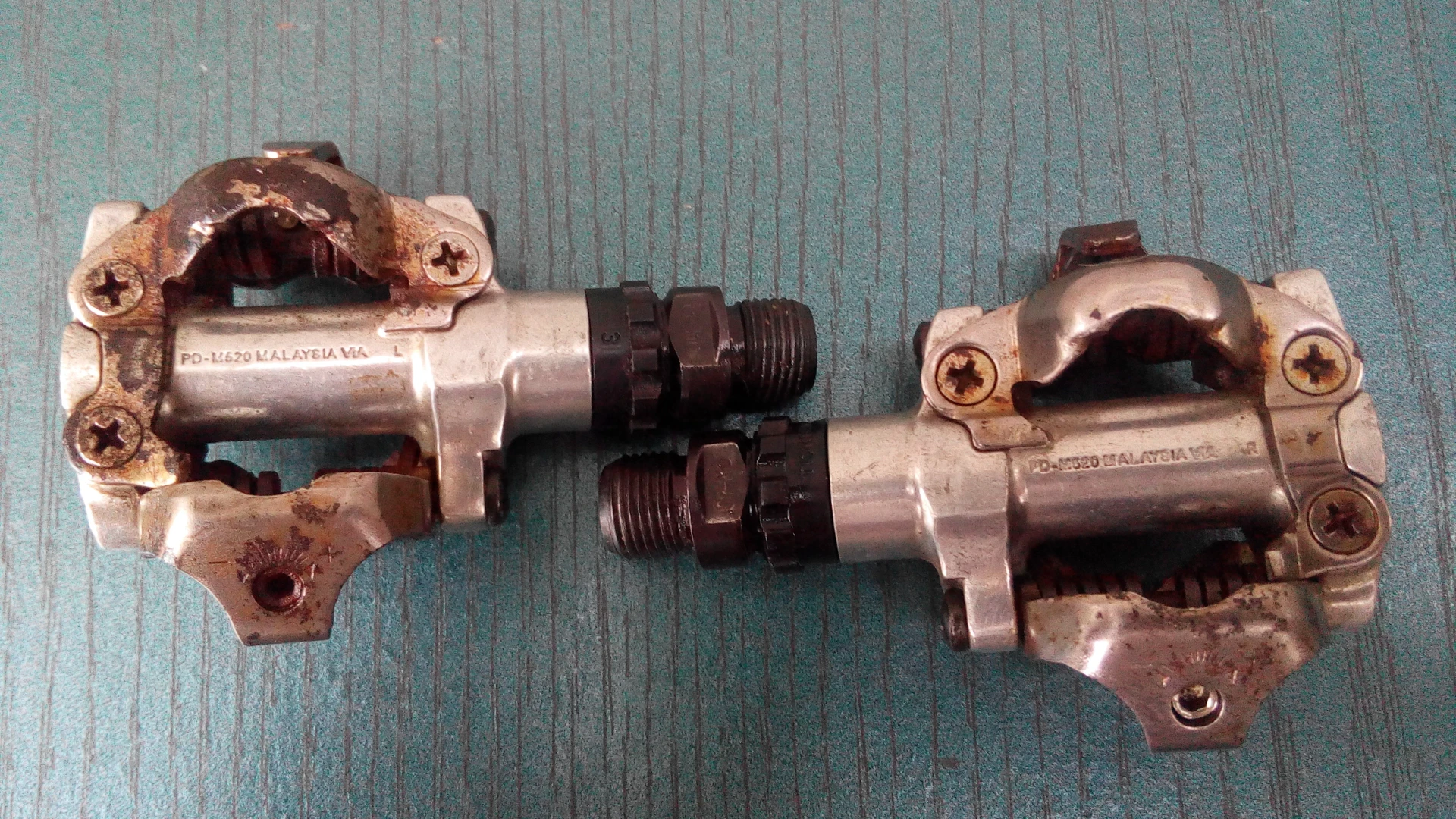 2. Pedale spd Shimano cursiera mtb