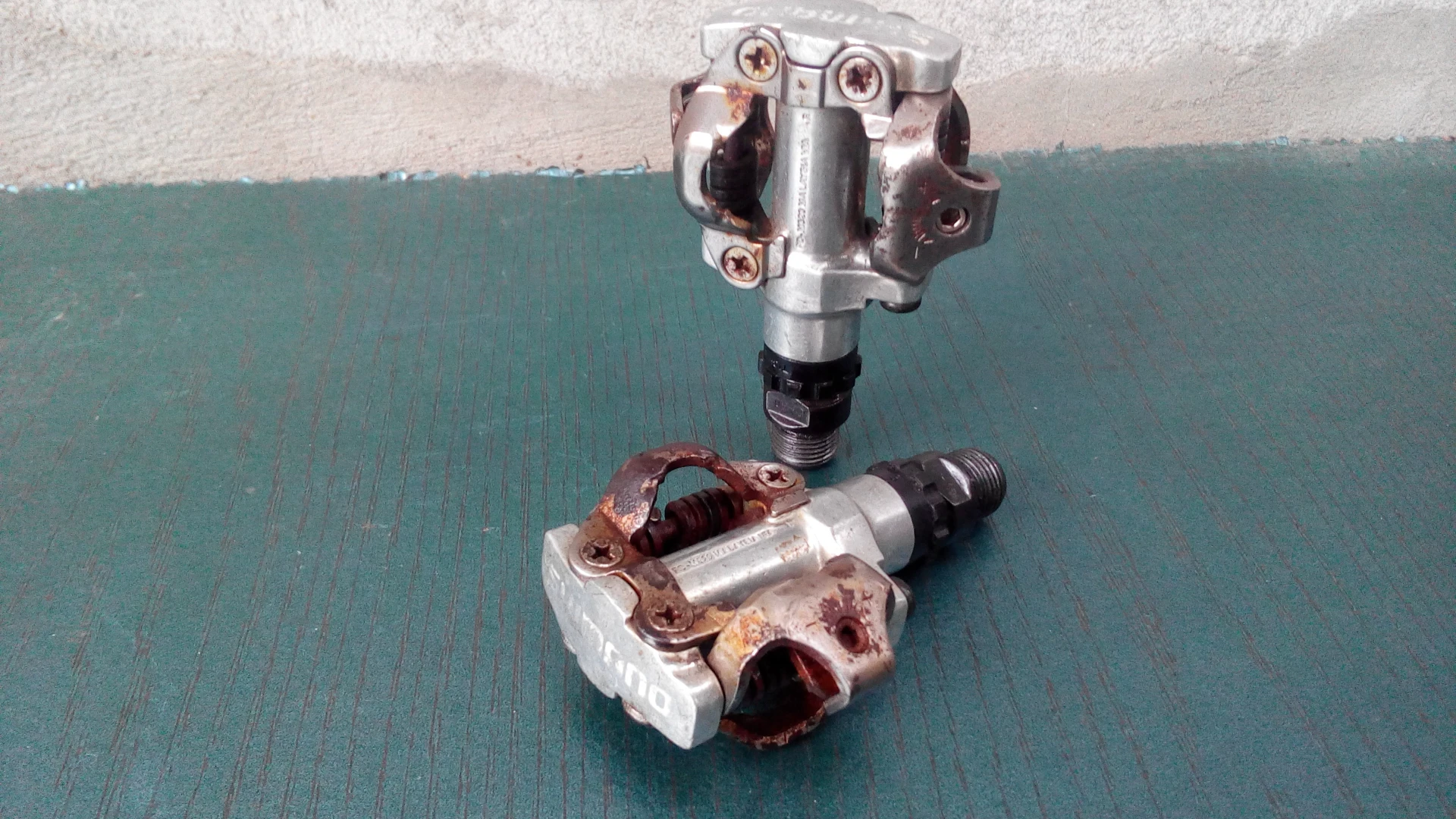 8. Pedale spd Shimano cursiera mtb