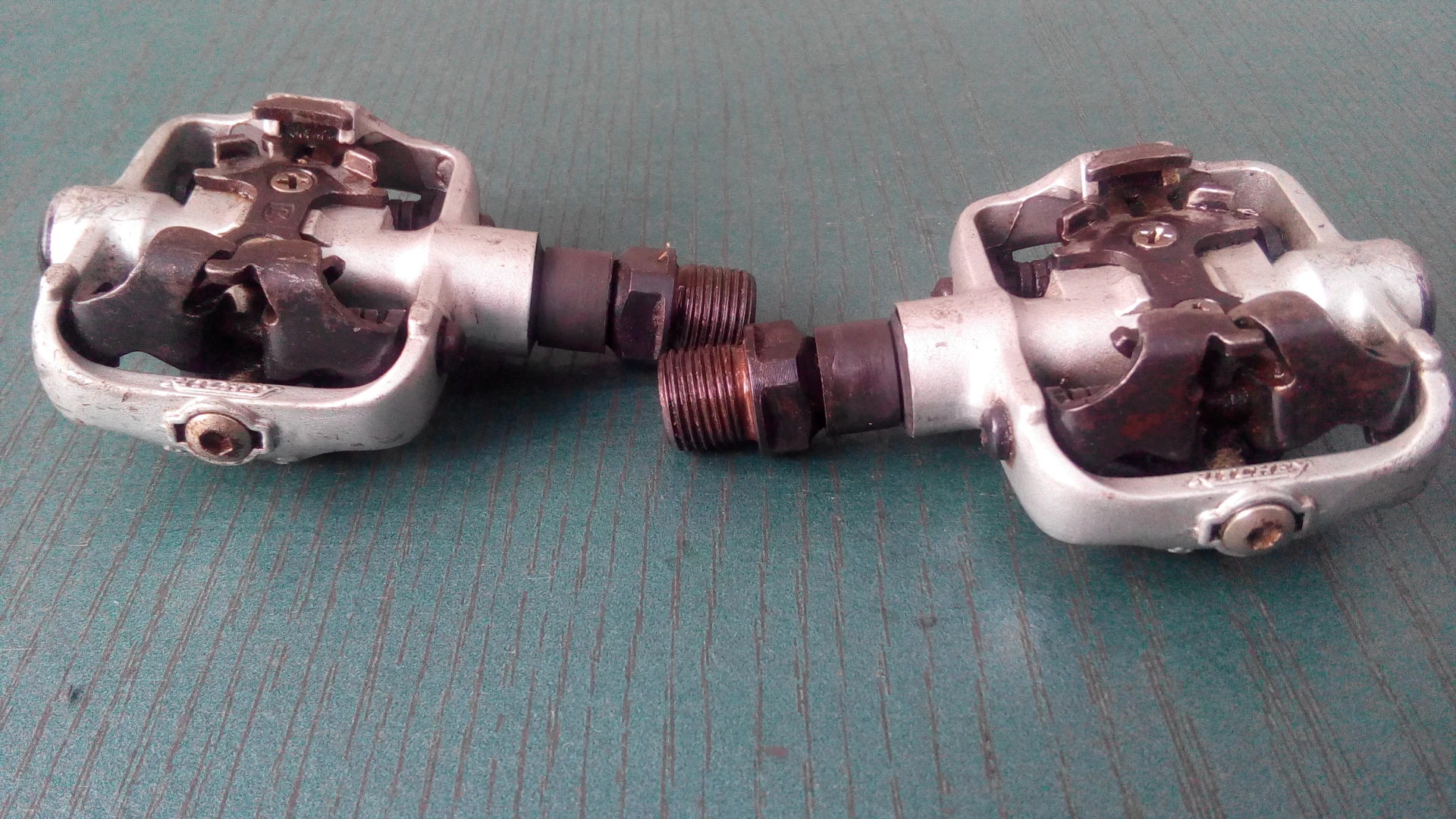 2. Pedale Ritchey mtb