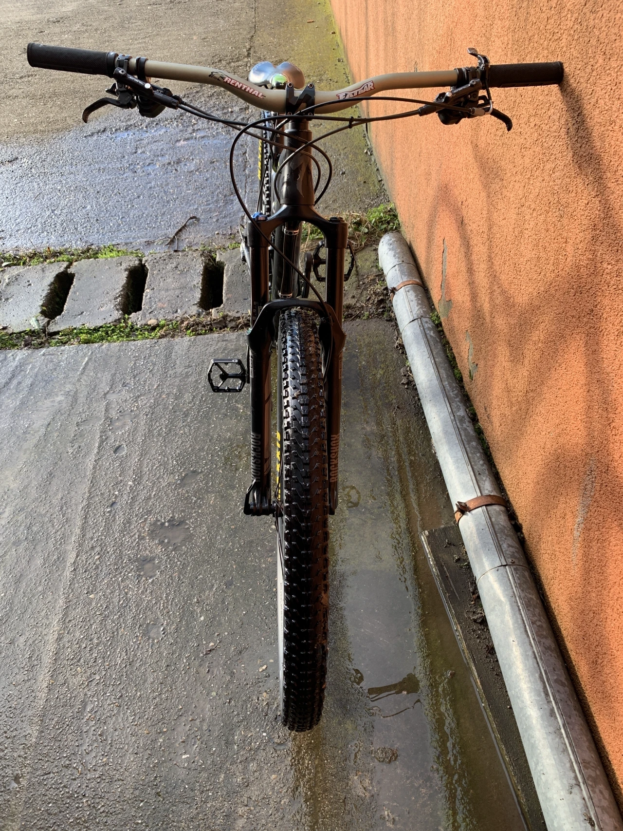 1. Specialized stumpjumper fsr comp EVO