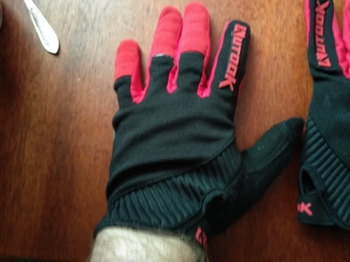 10. Manusi fullfinger