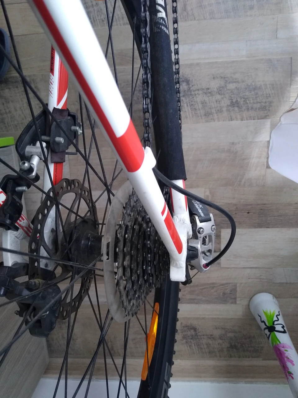 1. Felt 80 29er custom cu factura
