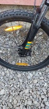 2. Bicicleta full suspension