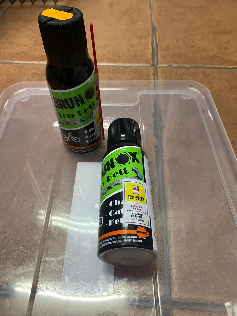 1. Brunox Top-Kett Spray 100ml pentru ungere si curatare lant bicicleta