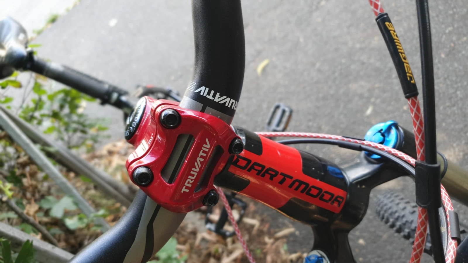 1. Dartmoor Primal 26''