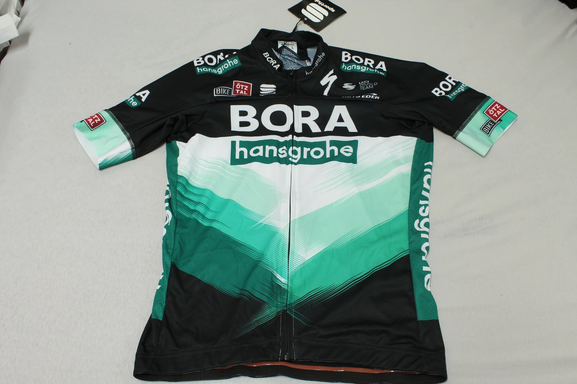 3. Tricou sportful BORA marime L NOU