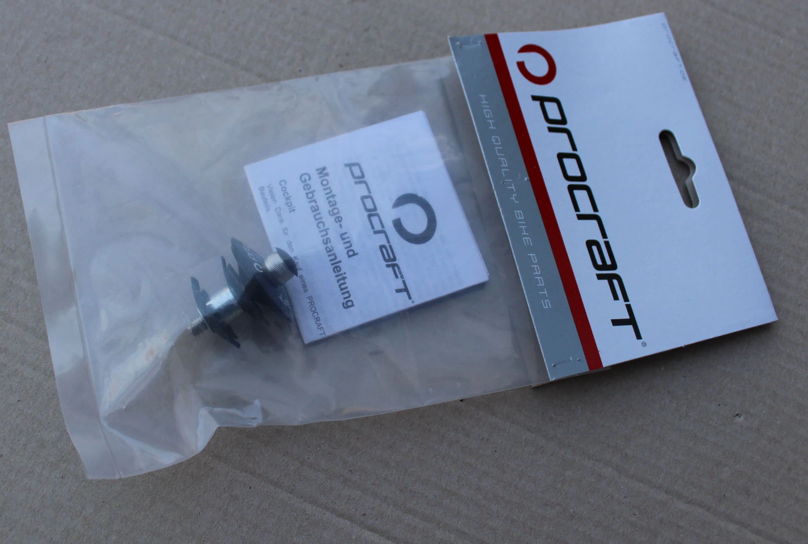 1. Procraft Claw Nut set nuca + capac 1.1/8'