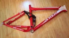 1. Cadru Full Suspension
