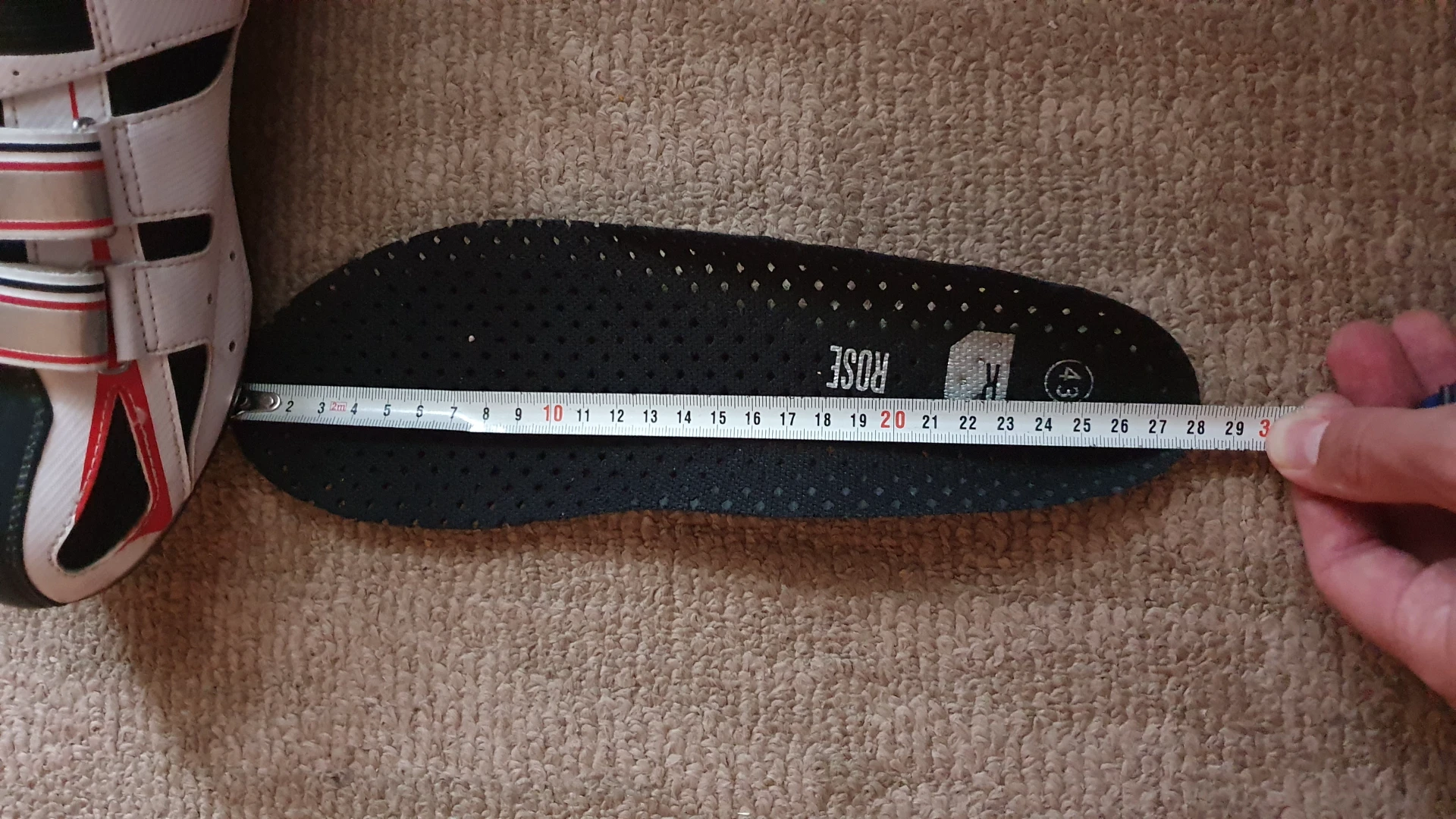 1. Pantofi Rose 43 , 28 cm