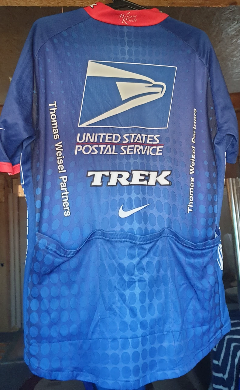 1. Tricou Trek masura M