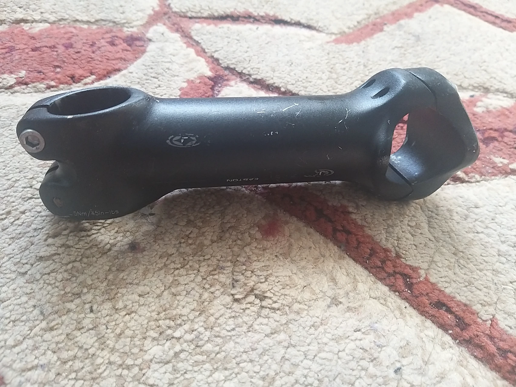2. Pipa Easton Aero
