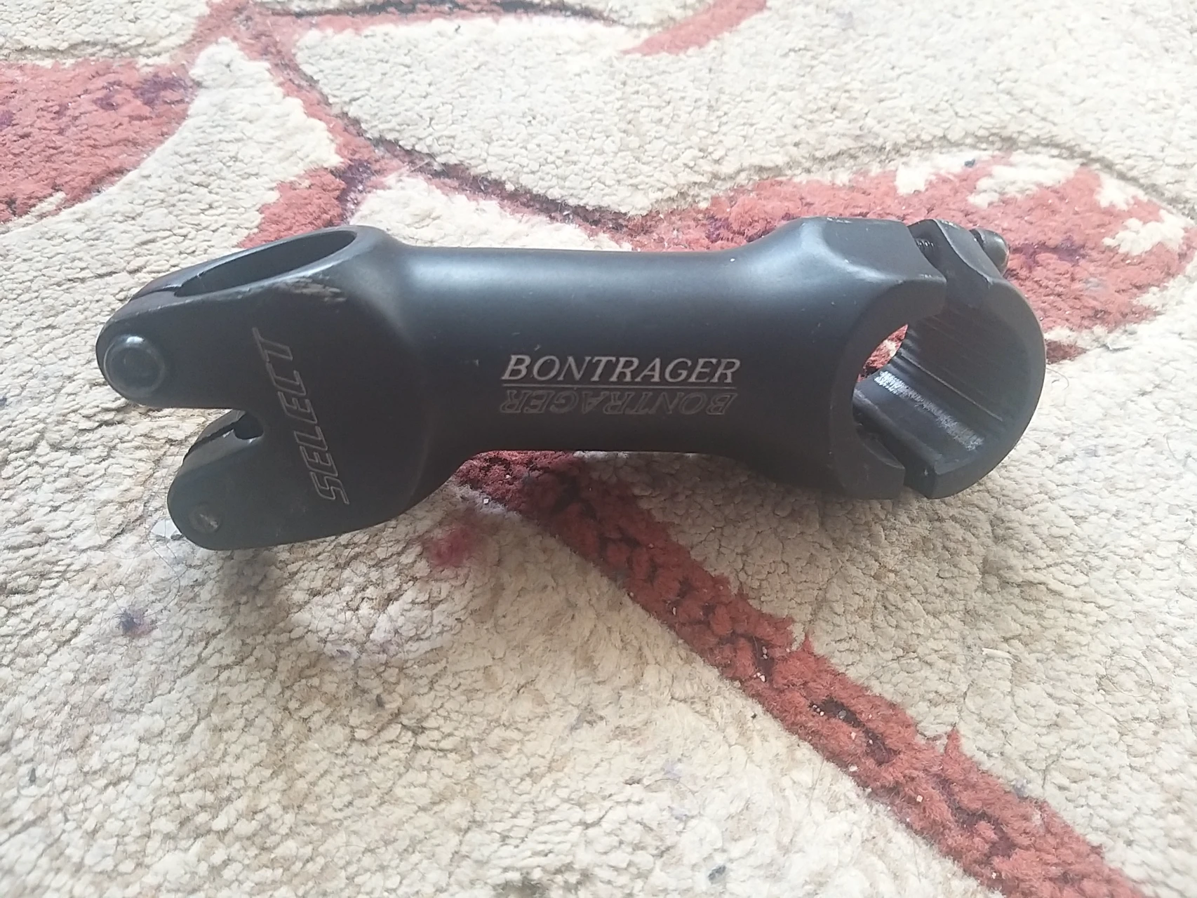 2. Pipa Bontrager Select