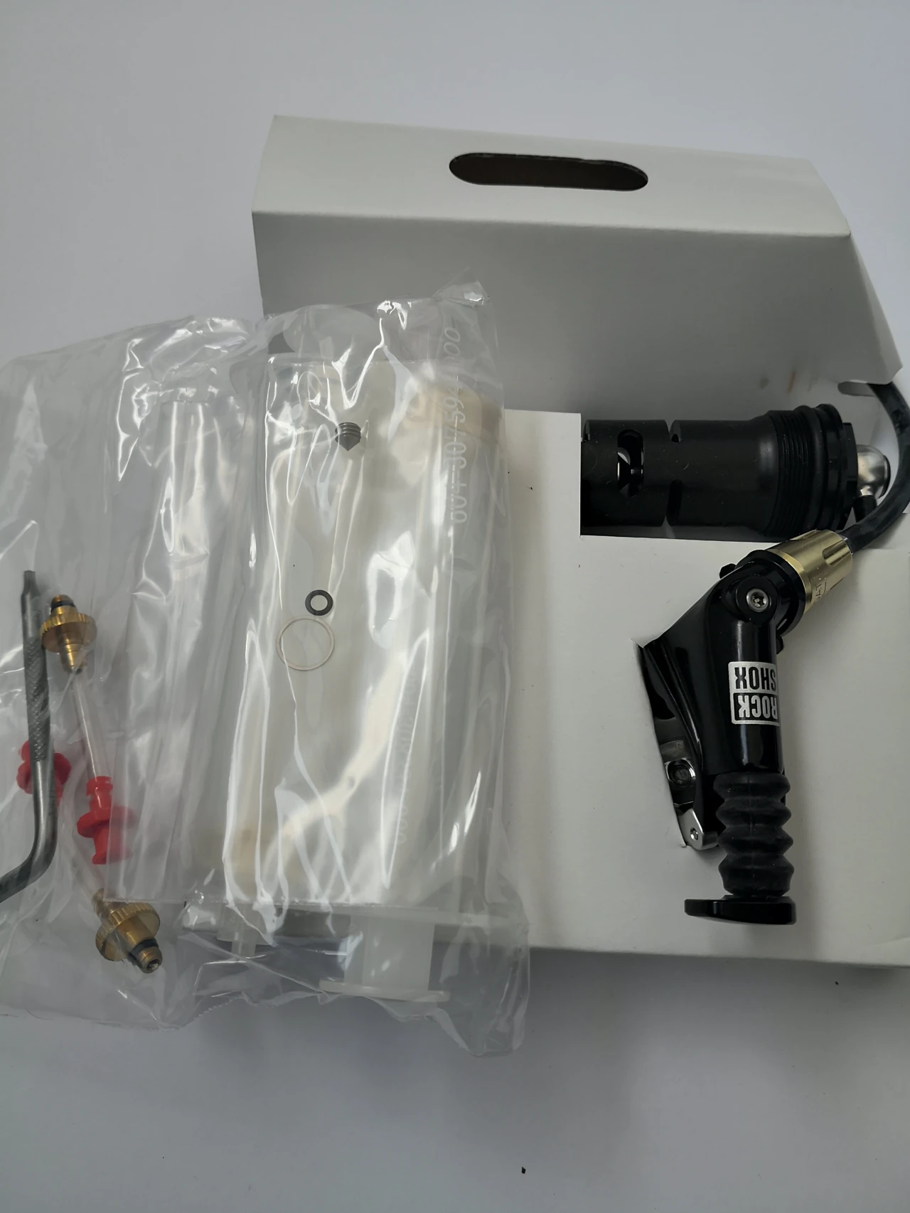 1. Kit upgrade remote Rock Shox Reba & Revelation