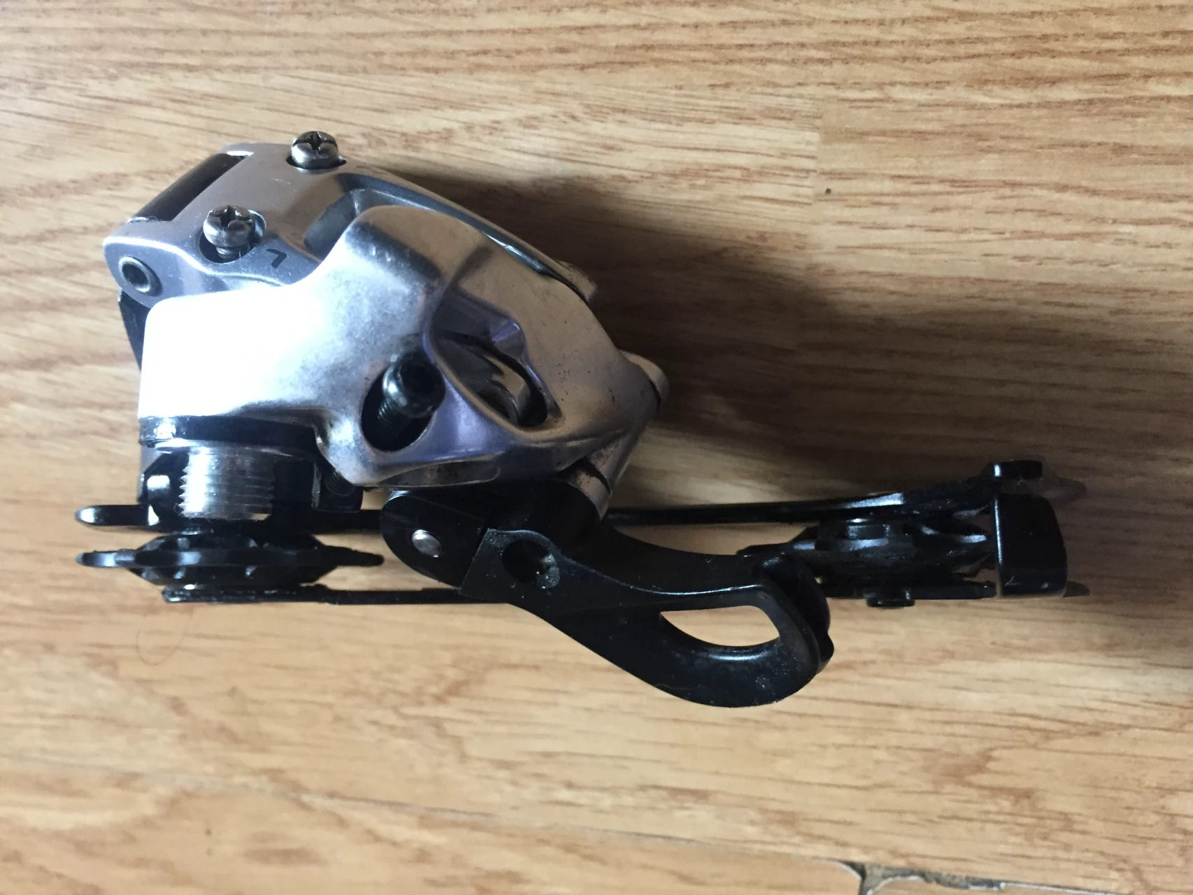 1. Sram X9 shifere+schimbător 3x9