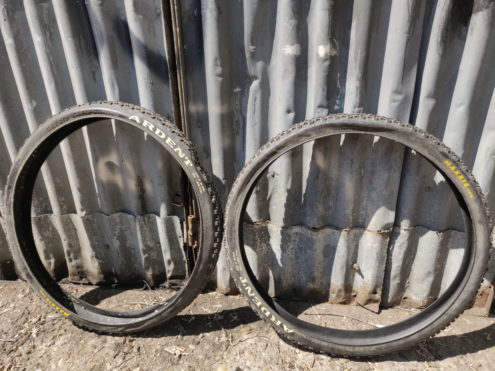 1. Anvelope cauciucuri maxxis Ardent 29x2.25 ca noi