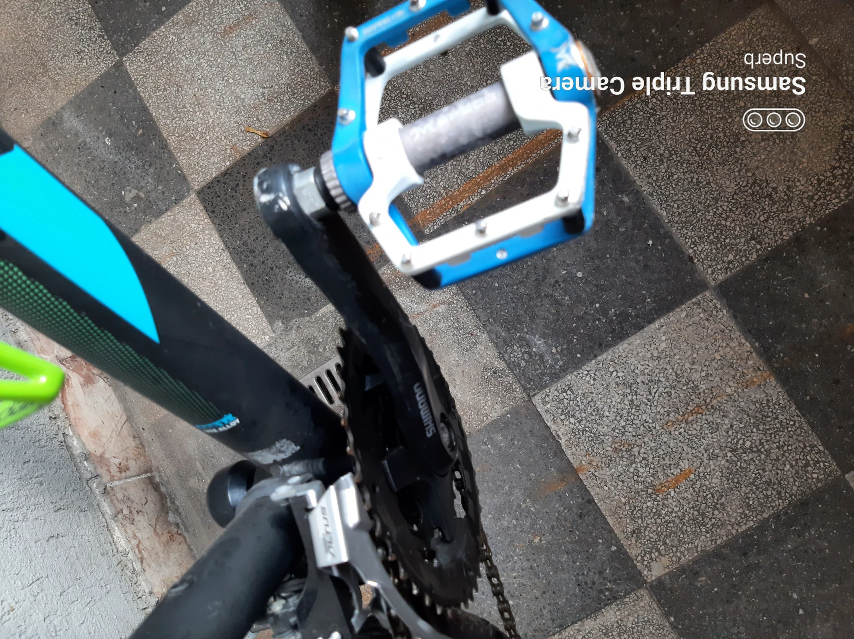 1. Bicicleta MTB CROSS 29"