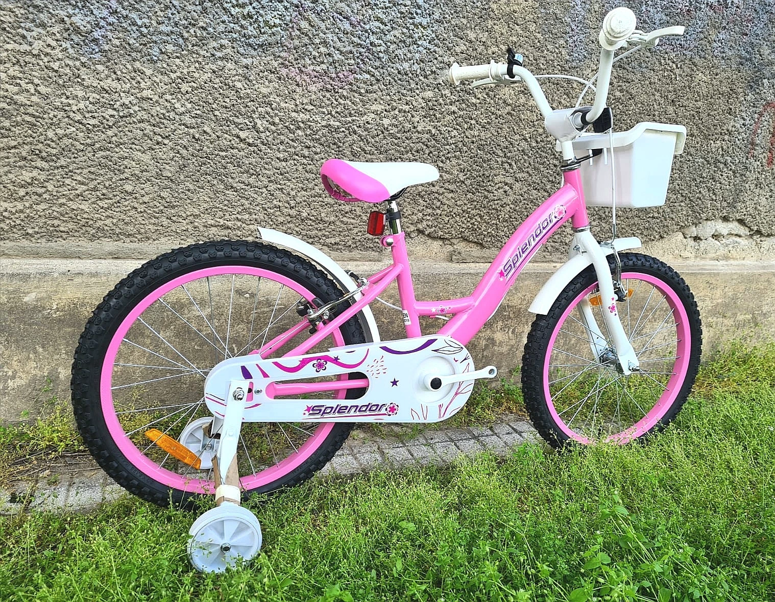 1. Bicicleta Splendor 20" pentru copii model 2021