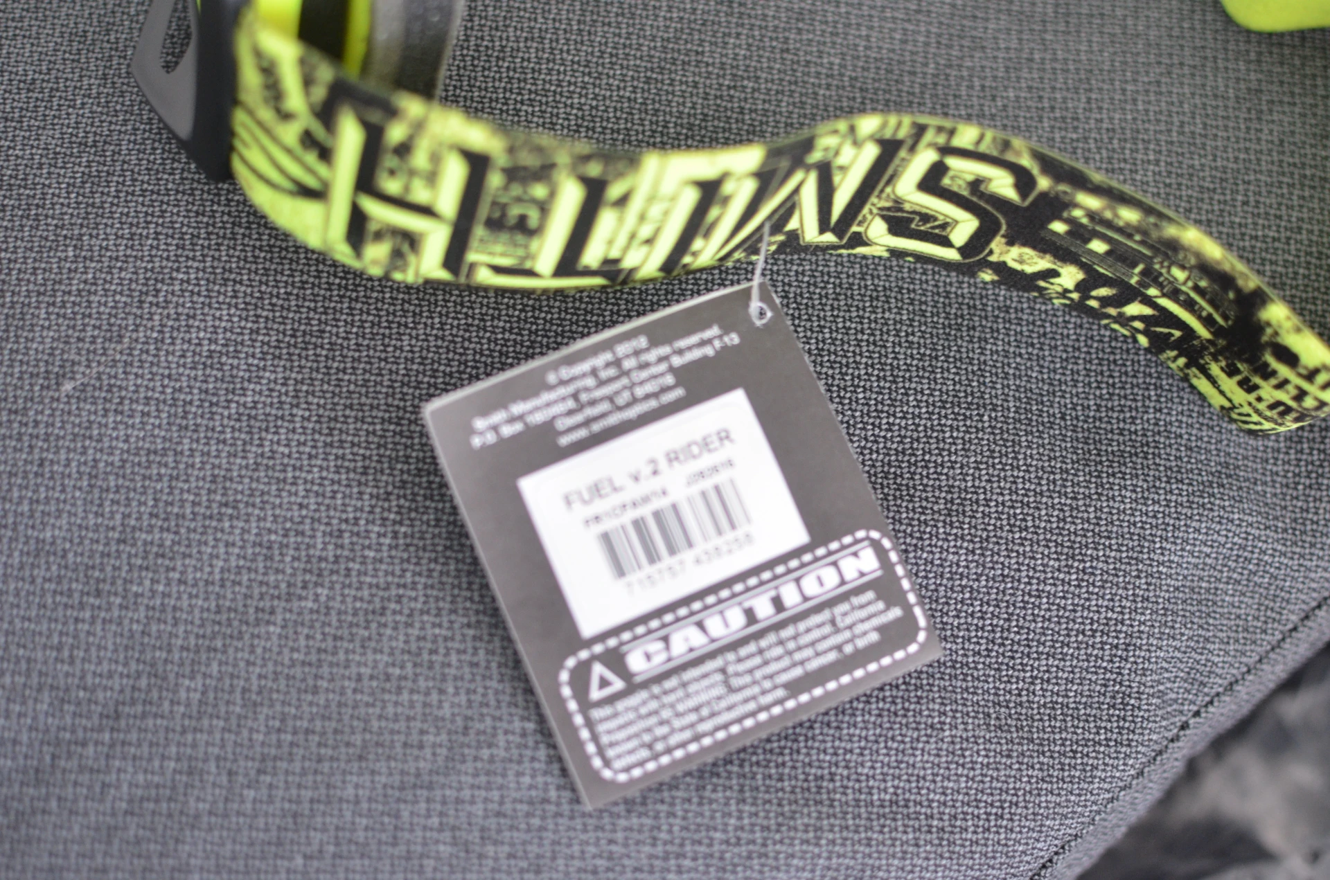6. NOU! Ochelari goggles SMITH Fuel V.2