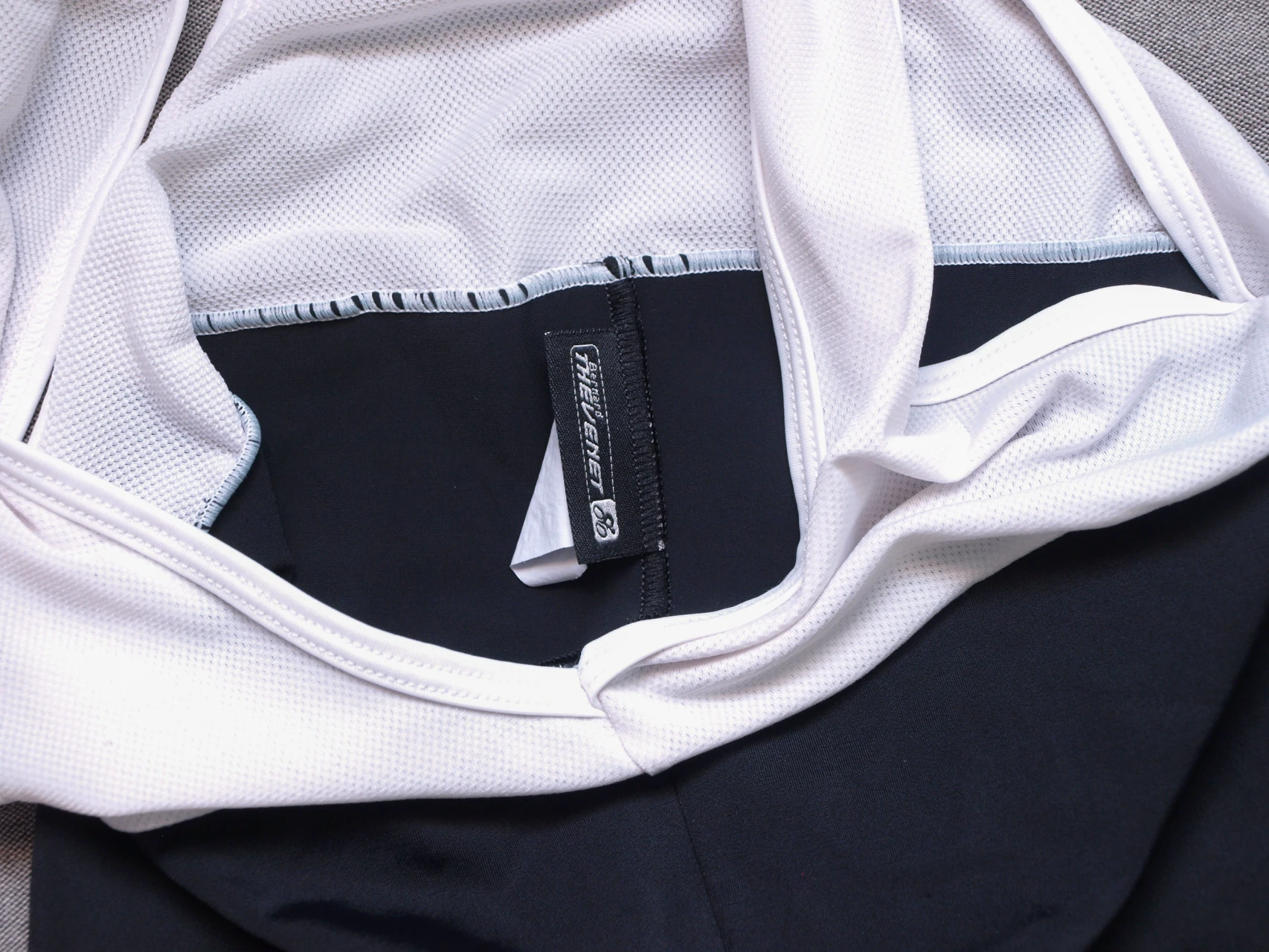 1. Pantaloni scurti Bernard Thevenet XS