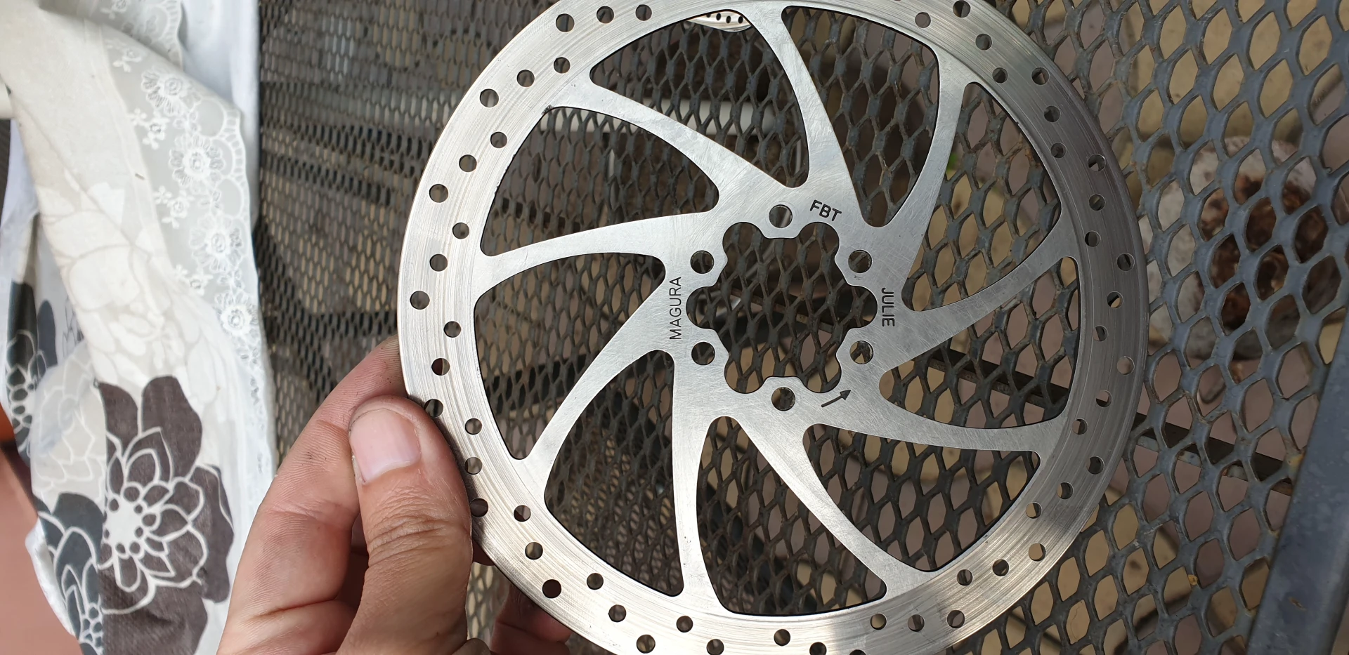 1. Disc Magura Julie 180mm