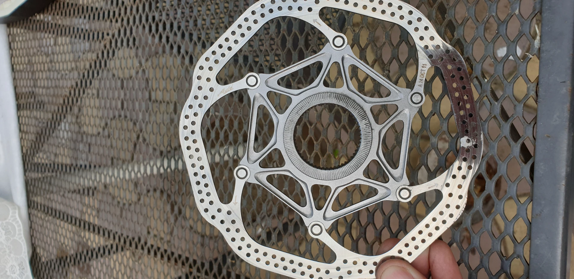 2. Vand disc Avid centerlock de 160mm