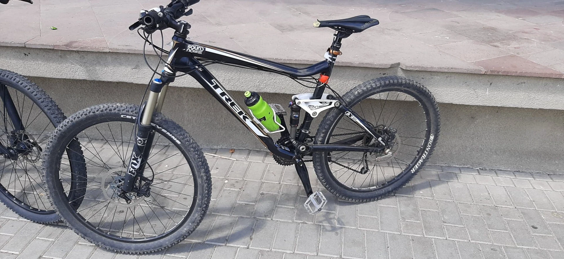 10. Trek bicikli