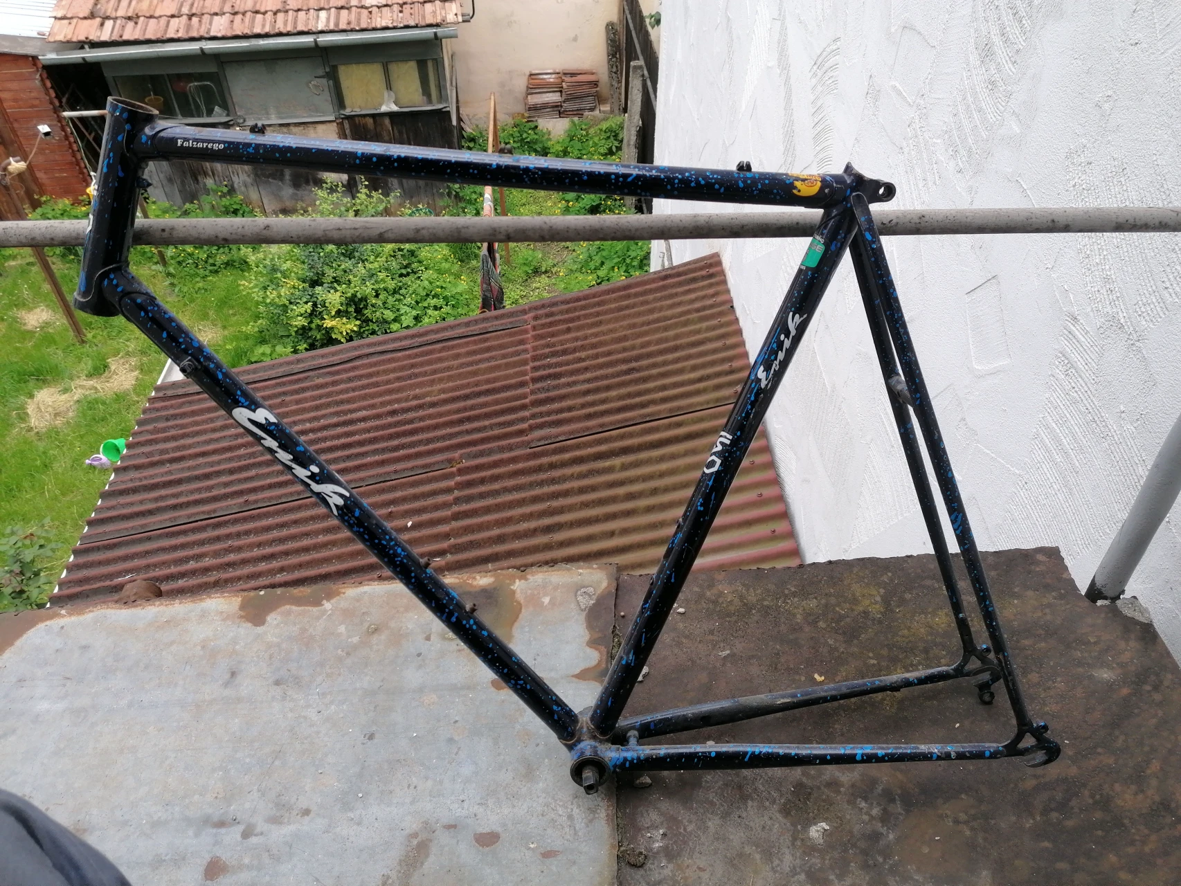 9. Cadru cursiera Enik